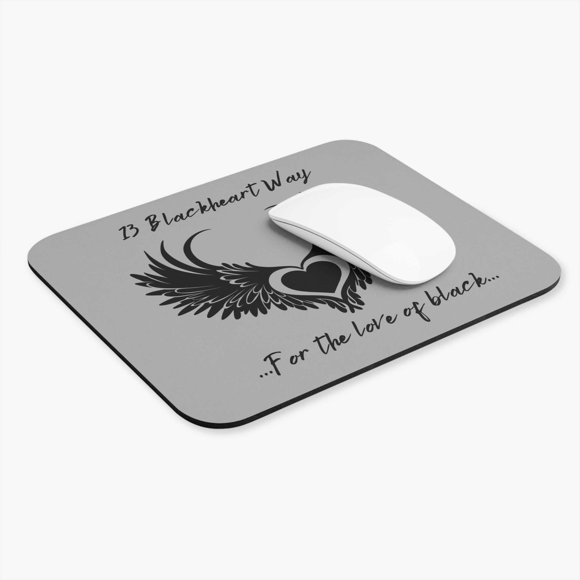 Blackheart Mouse Pad - Dark Gothic Aesthetic Desk Accessory for style.