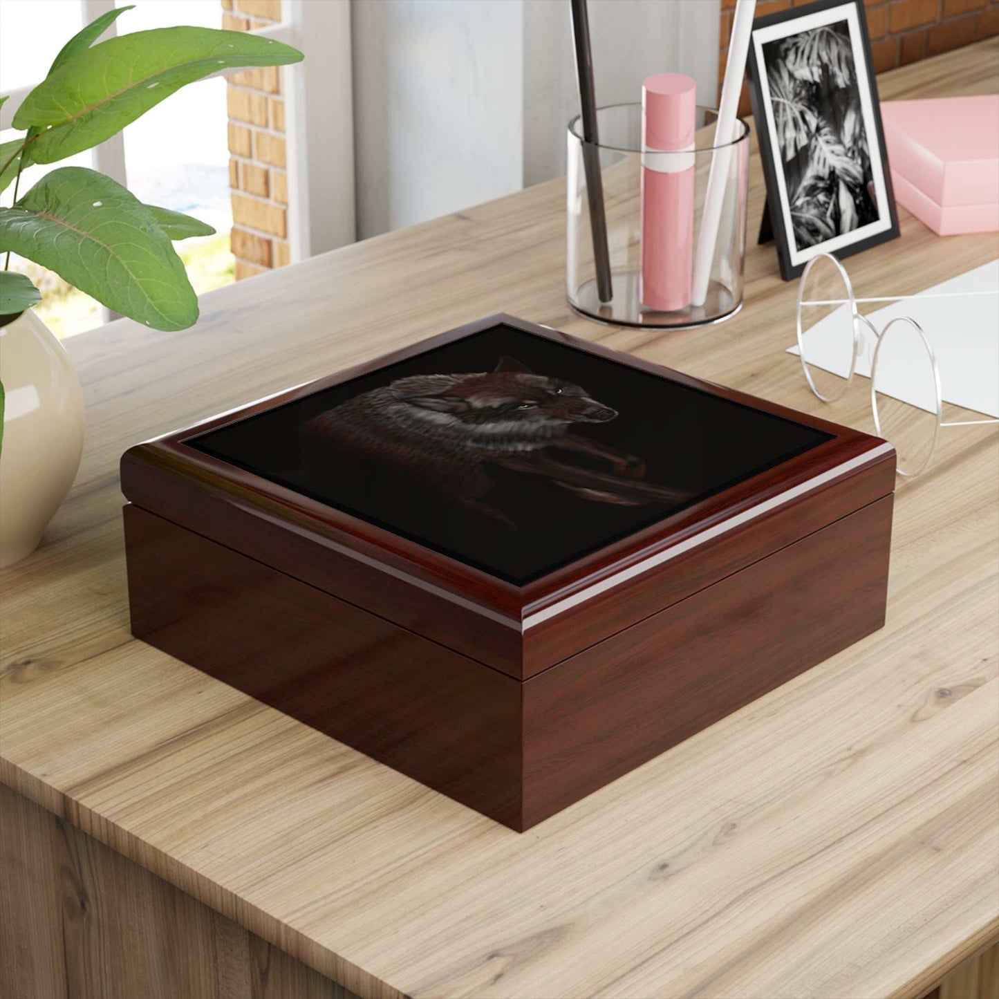 Wolf Jewelry Box - Beautiful, Glossy Finish, Perfect Birthday Gift.